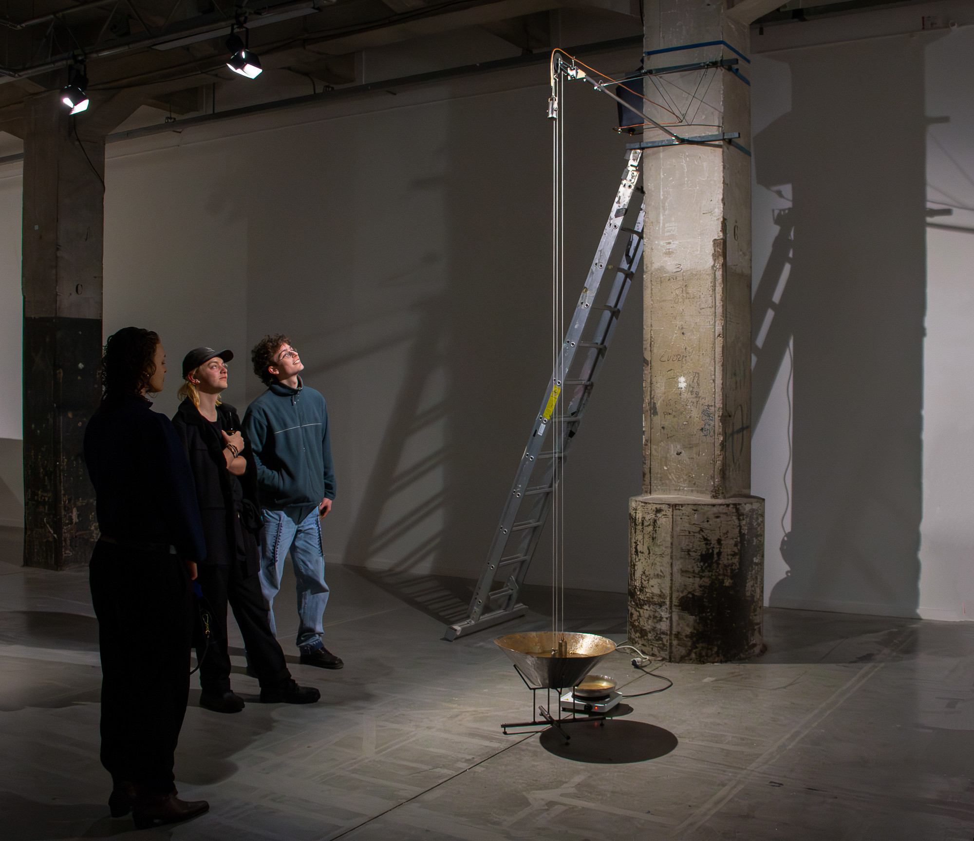 shimmers_down_a_spine_designlab_2_d_dobosz-33