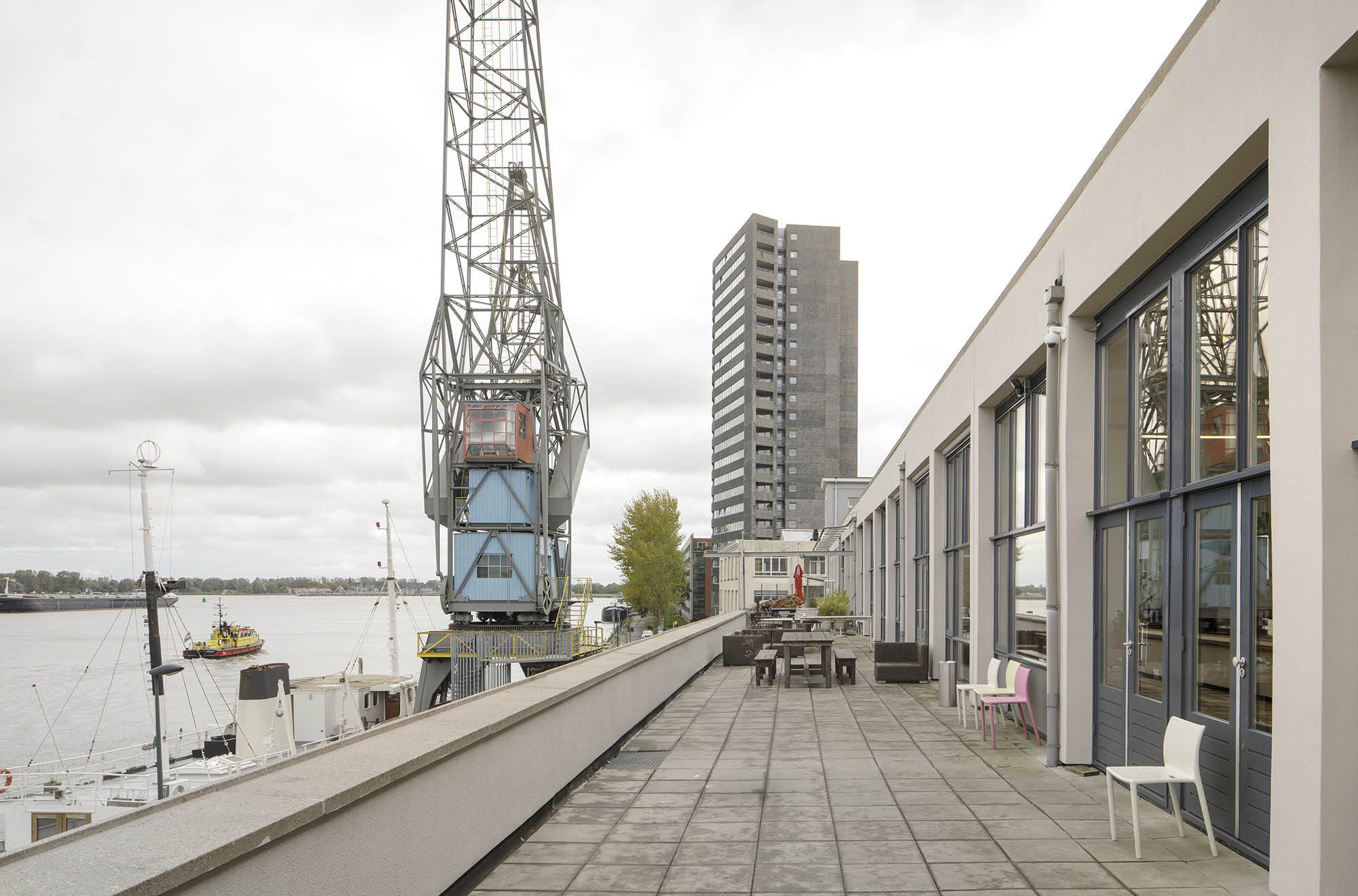 header-foundation-loods6