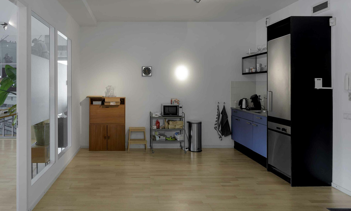 lowzwaan-dek-04-2048x1365-1